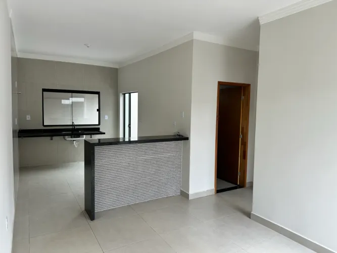 CASA 2/4 BAIRRO SHOPPING PARK