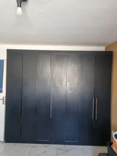 Guarda roupa grande (2,35m)