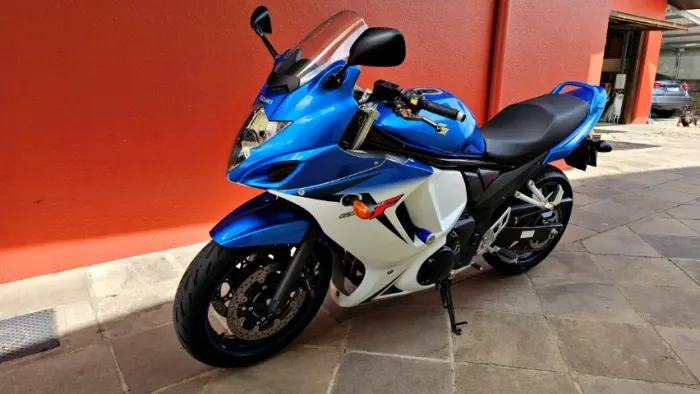 Vendo Suzuki GSX 650F Impecável