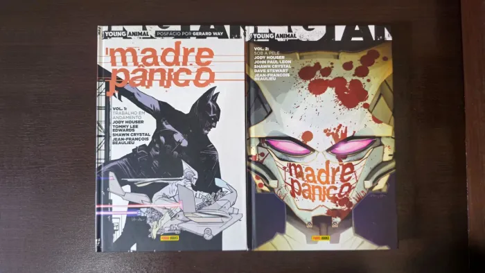 Madre Pânico Vol. 1 e 2 (Completo) - DC Young Animal - HQ Panini