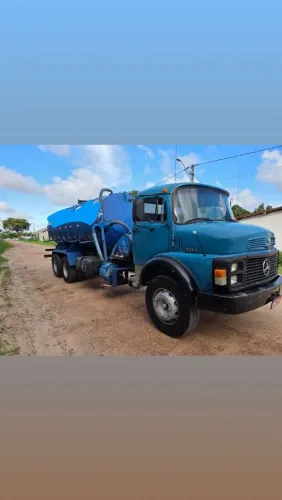 Caminhão Mercedes 1313