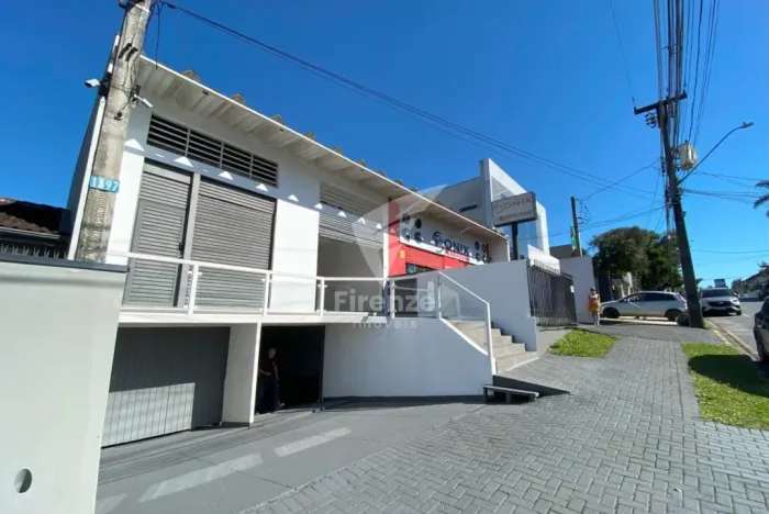 AMPLA LOJA COM PISO TERREO - RUA HOLANDA - BOA VISTA