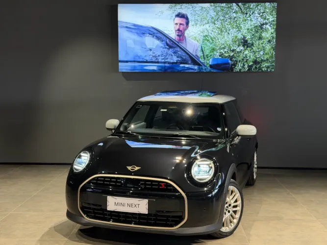 Mini Cooper S 2.0 Turbo 16V 3P Aut. 2025