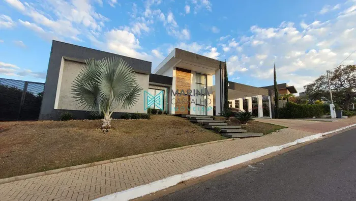 Casa em condomínio à venda, 5 quartos, 2 suítes, 4 vagas, Condomínio Gran Royalle - Lagoa 