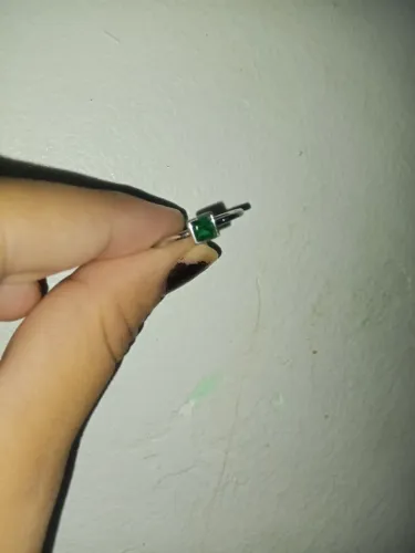 Anel liga de prata com pedra verde da morana