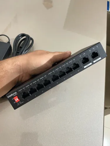 Switch Não Gerenciável Poe 10 Portas Fast Ethernet Intelbras