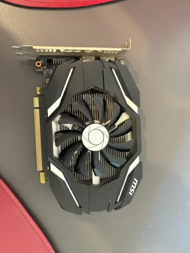 MSI GTX 1050 2GB OC - Usada