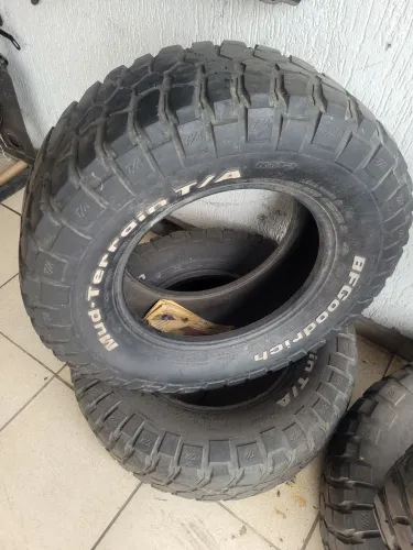 Pneus Mud-Terrain aro 17