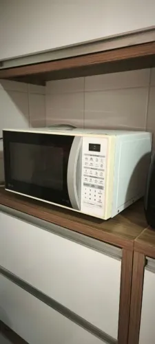 Micro-ondas LG 30 Litros - 220V | Funcionando Perfeitamente | Motivo Mudança de estado