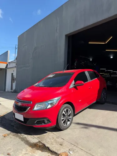 Chevrolet Onix Hatch LTZ 1.4 8V Flex Power Mec. 4P 2015