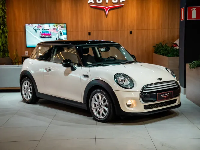 Mini Cooper 1.5 Turbo 12V 3P Aut. 2015