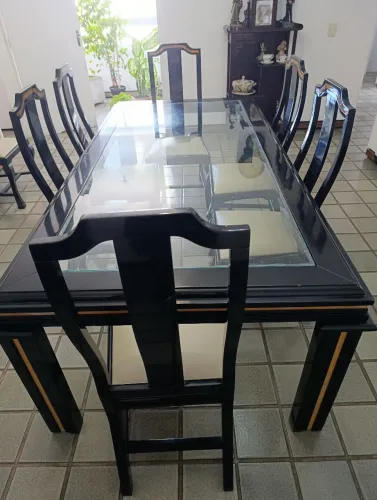 Mesa de Jantar com 8 lugares