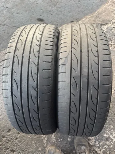 Par de Pneus Dunlop SP Sport LM704 205/55R16, 65% vida útil
