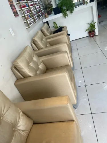 Vendo móveis de salão de beleza