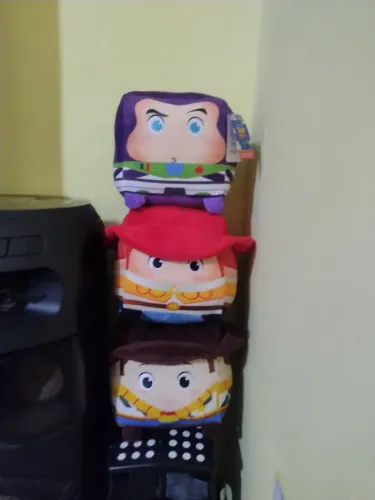 Pelúcia quadrada Toy story 20 cm