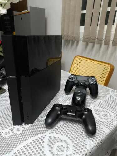 Ps4 desbloqueado!!! Versão 9.00! Sem pendrive e cd