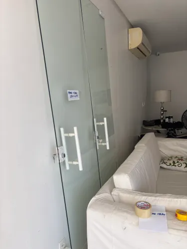 VENDO PORTA DE VIDRO 2,26x0,54