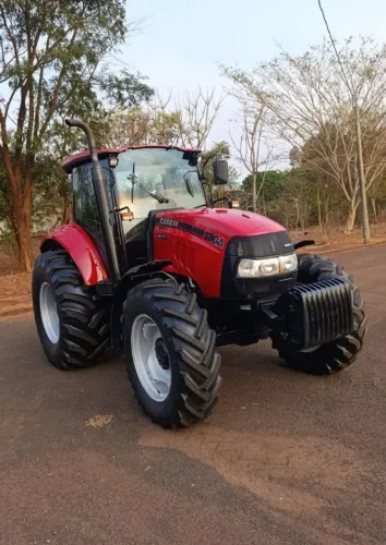 Trator case farmall  130 A  ano 2017