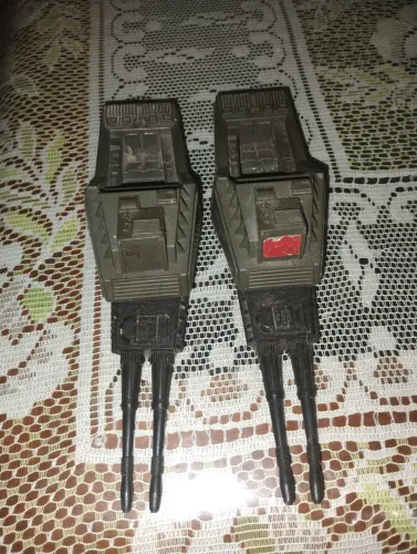 Vendo duas armas do quartel general dos comandos em açao da marca estrela dos anos 80