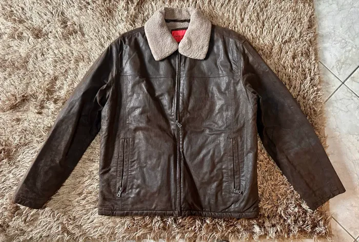 Jaqueta pierre cardin vintage em couro marrom gg