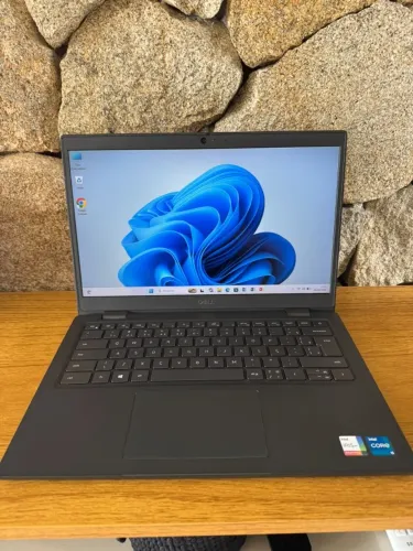 Dell latitude Core i5 11Gth 16gb ddr4 Intel iris Xe