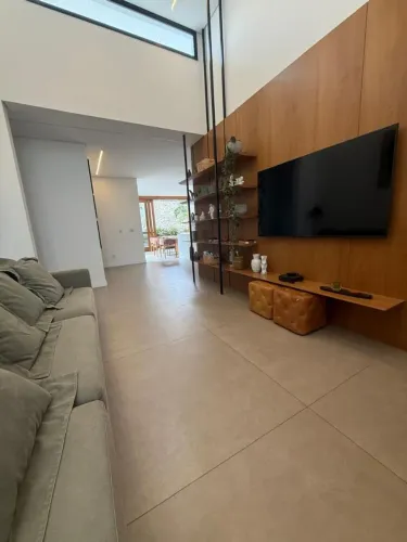 VENDA CASA TÉRREA 167M² - 3 SUÍTES - PISCINA CLIMATIZADA - ÁREA GOURMET - CONDOMÍNIO PARQU