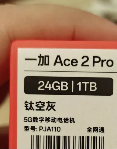 Oneplus Ace 2 Pro. 24gb de ram e 1tb