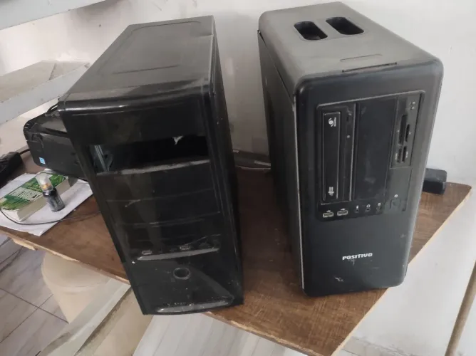 Gabinete de computador vazio