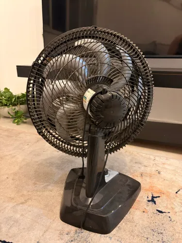 Vendo ventilador funcionando perfeitamente