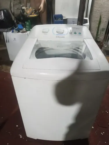 Máquina Electrolux 12kg funcionando perfeitamente entrego em volta redonda e barra mansa
