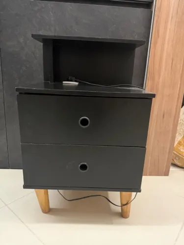 Kit com 2 Mesas de Cabeceira - 2 Gavetas cada