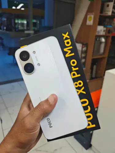 *Poco X8 pro Max 12/512* Completo , 1 mês de uso Bateria 100% *R$2999