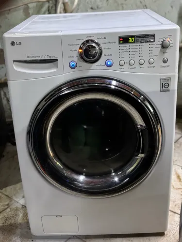 Lava e seca LG 11 KG