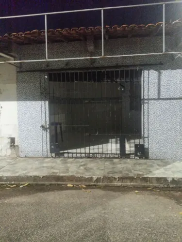 ALUGO PONTO COMERCIAL.