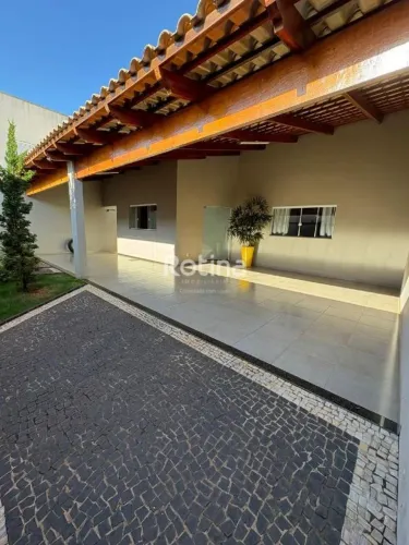 Casa à venda, 3 quartos, Novo Mundo - Uberlândia/MG - Rotina Imobiliária