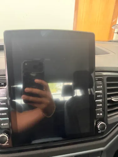 Multimídia CarPlay da tesla zero com plástico na tela ainda