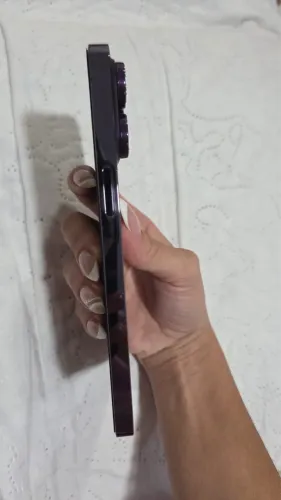 iPhone 14 Pro Max roxo 