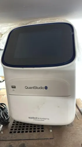 QuantStudio 5 - Termociclador qPCR em Tempo Real