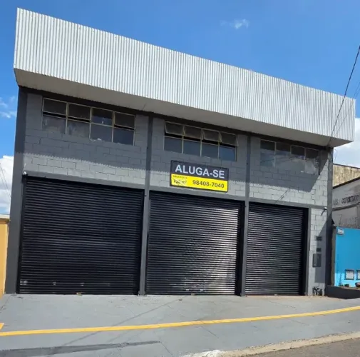 Galpão de 420 m² em Avenida no Jd Novo Mundo próx. Av. Olinda e BR-153