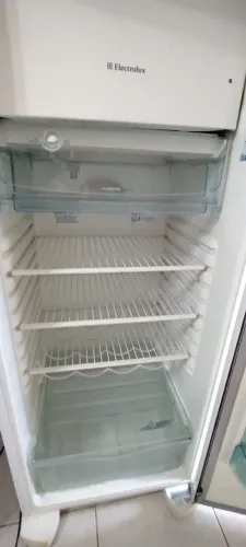 Geladeira Electrolux 292L 220v