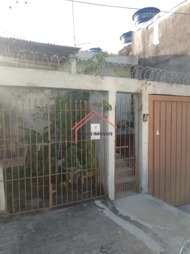 Imperdível! Casa à venda em Osasco-SP, bairro Jaguaribe, 4 quartos, 1 suíte, 1 sala, 1 vag
