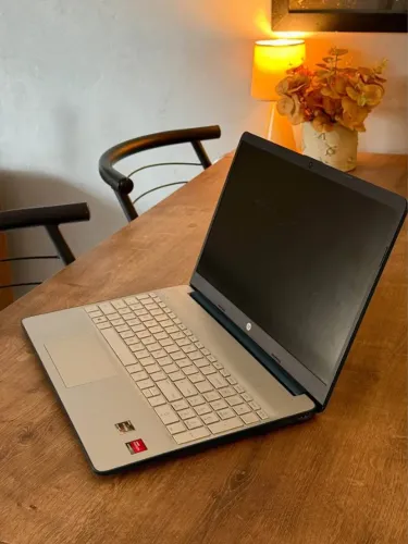 Notebook HP 15.6" Full HD | Ryzen 5 | 16GB RAM | SSD 1TB | Excelente Estado