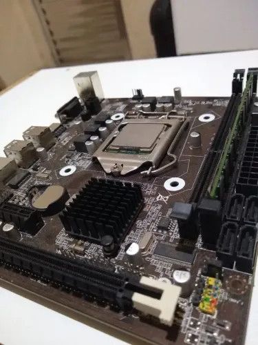 Kit Placa Mãe LGA1156 + Intel Core i5 + Memória DDR3