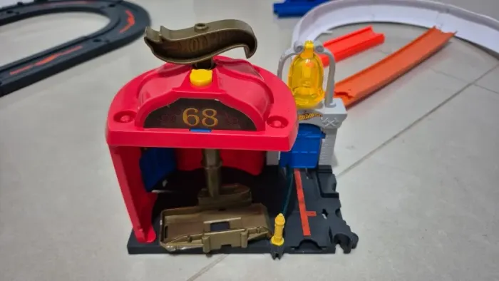  Hot Wheels City Super Quartel dos Bombeiros 