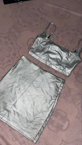 ROUPA PRATA SHEIN