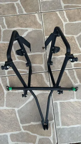 Suporte de baú lateral chapam para NC 750x