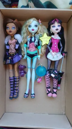 Lote 3 bonecas monster high