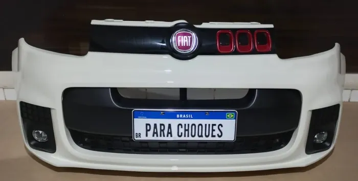 Para-choque dianteiro Fiat Uno Sporting usado original
