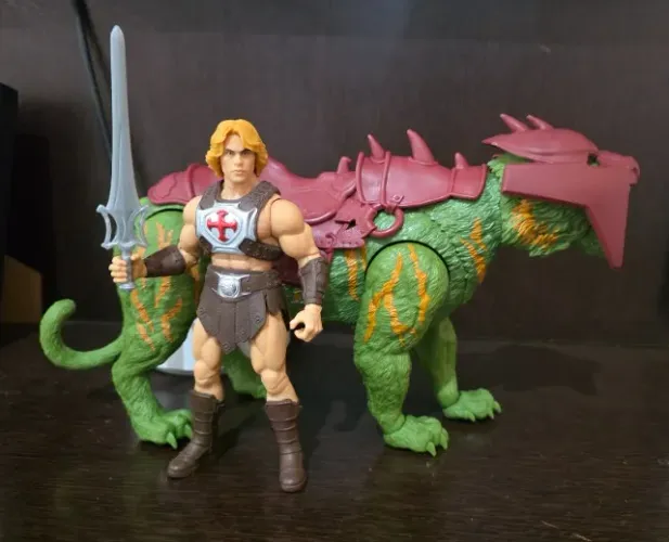 He-man e Gato Guerreiro Core Kids Mattel Masters of the universe
