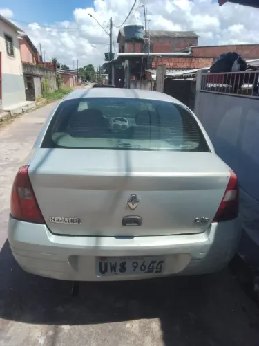 Renault Clio RN/ Expression 1.6 16V 5P 2001